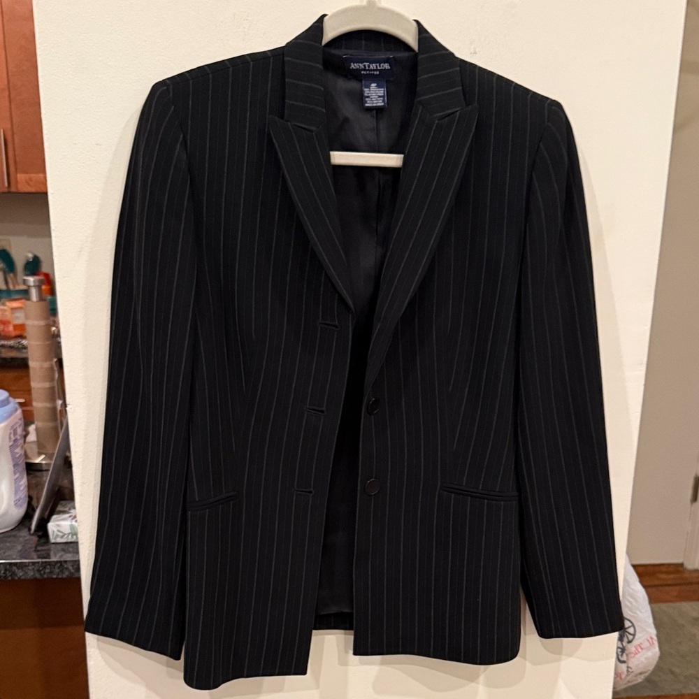 Ann Taylor Black Pinstripe Suit Blazer petite 4P